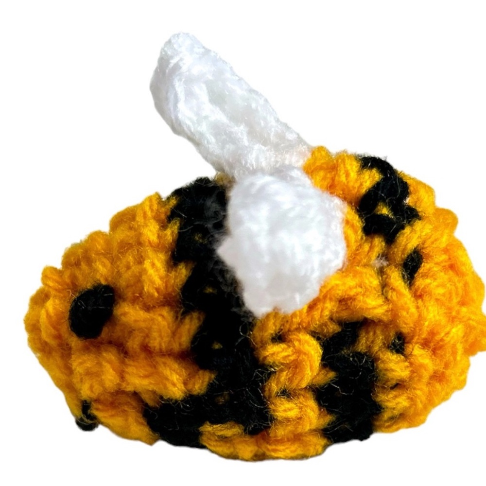 Hand Crafted Yellow Bumblebee Cat Toy Crochet Organic Catnip Interactive Toy - Picture 5 of 12